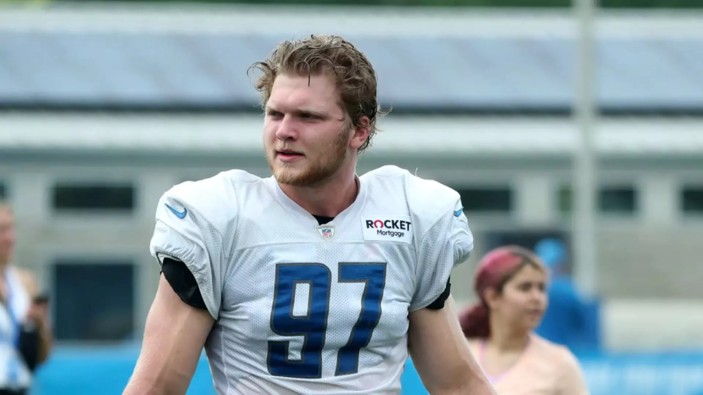 How Aidan Hutchinson Injury Could Affect the Detroit Lions